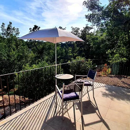 La Bergeronnette Guest house Saint-Paul-en-Foret